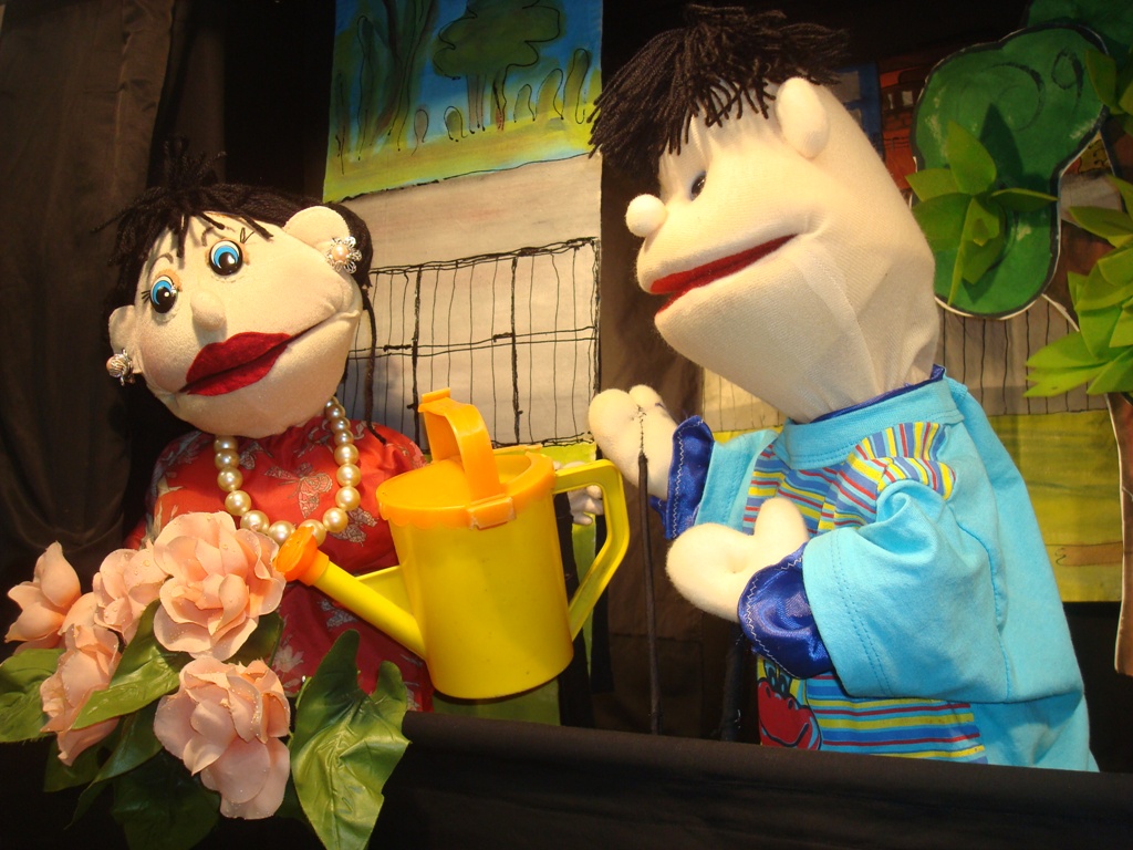 Teatro de Fantoches Modelo Ator Atriz